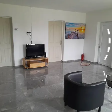 Golyahaz Casa de Férias